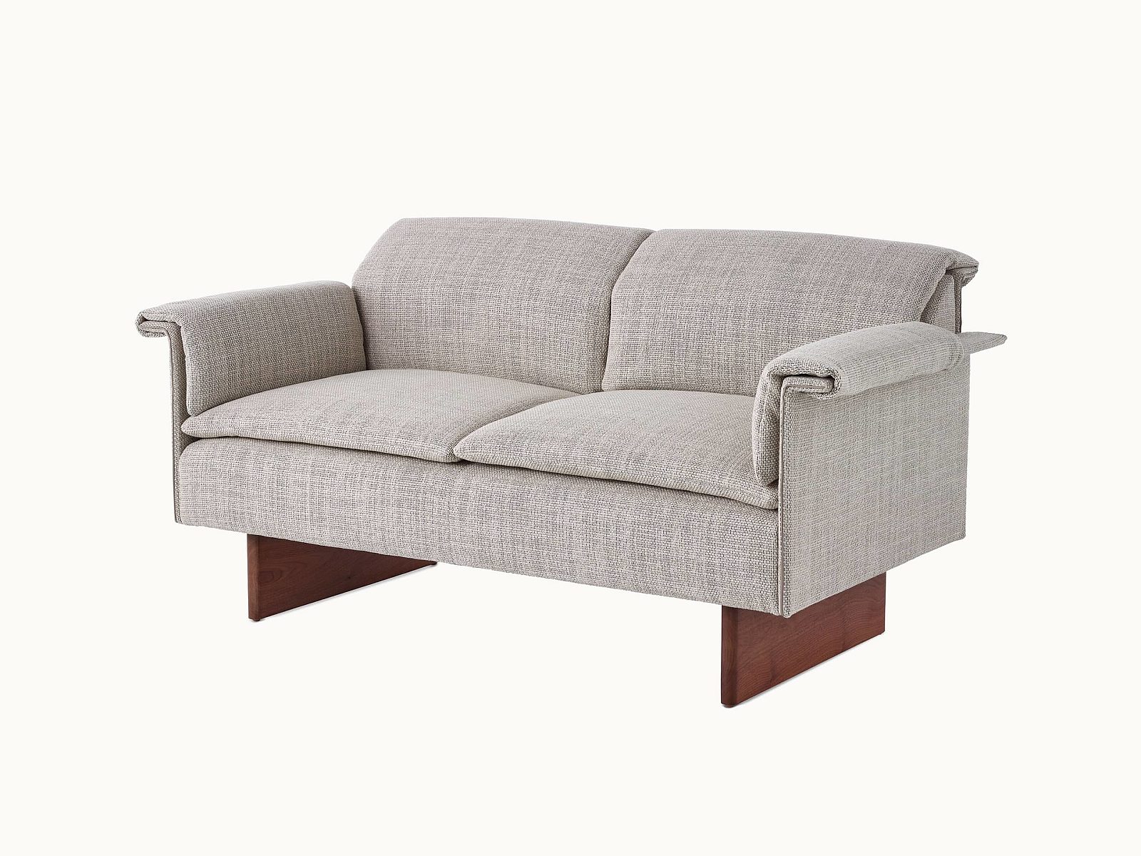 Geiger Mantle Sofa 1