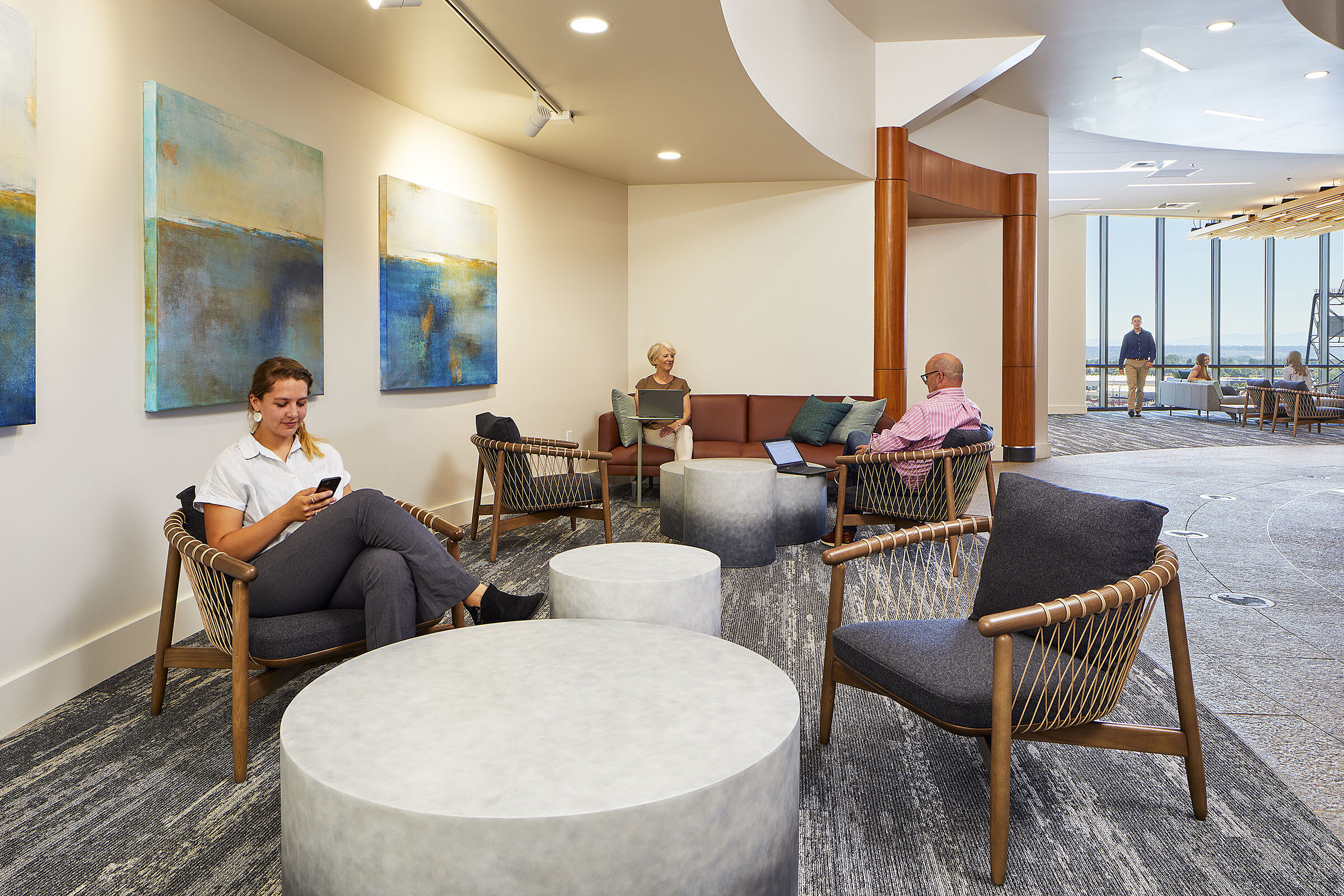 909 A St Lobby 20 07 136