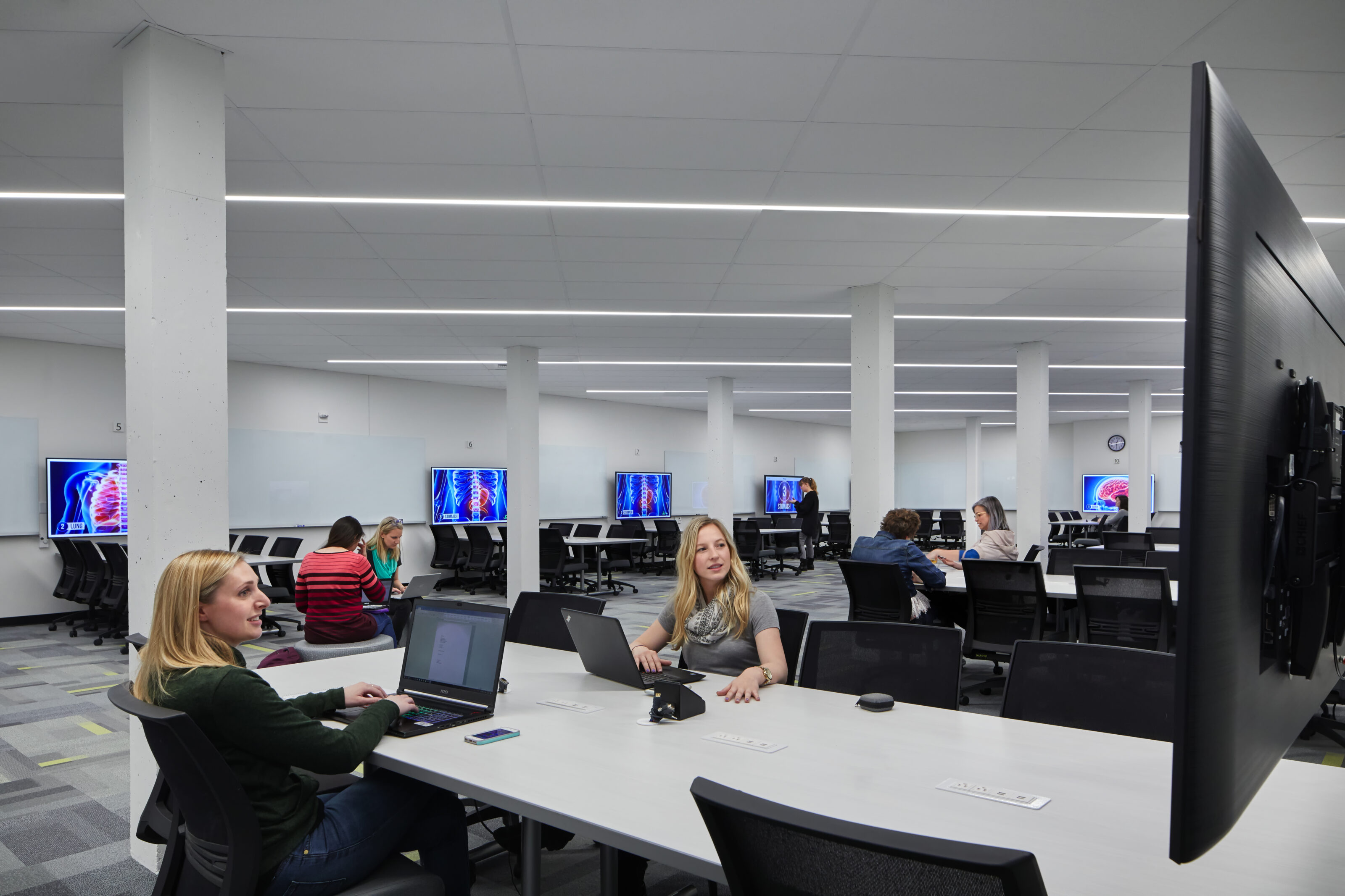 D UW Classroom 4